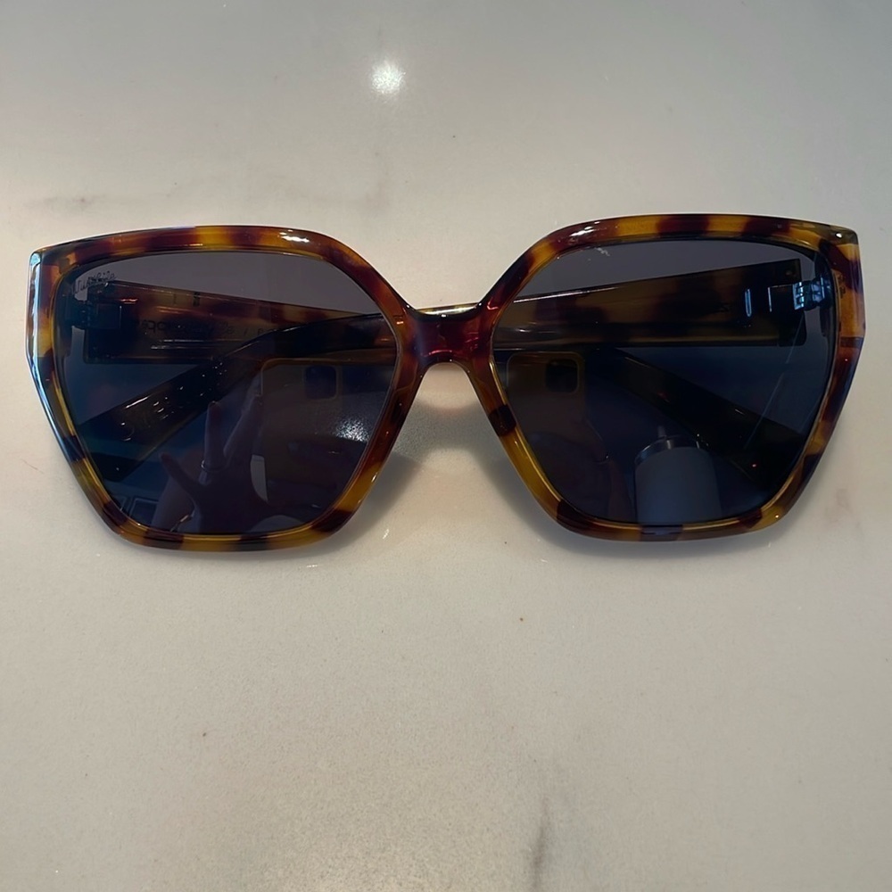 von zipper “wildlife” tortoise shell frame / gently used